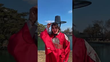[chamhanbok X Chris] Free Entry + Perfect Photos 📸 Exploring Gyeongbokgung in Hanbok!