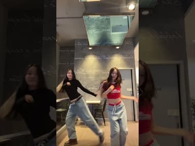 When you try K-Pop Dance for the first time 😂💃
